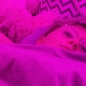 Meet your Posher, Oflo